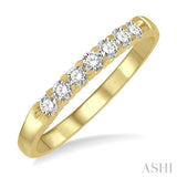 1/3 ctw 7 Stone Round Cut Diamond Wedding Band in 14K Yellow Gold