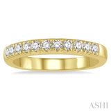 1/3 ctw 11 Stone Round Cut Diamond Wedding Band in 14K Yellow Gold