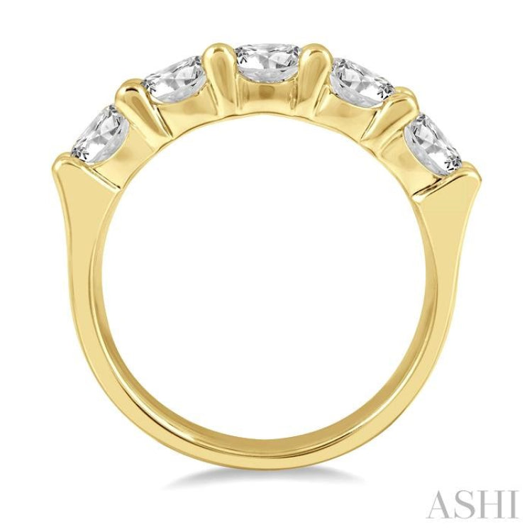 2 ctw 5 Stone Round Cut Diamond Wedding Band in 14K Yellow Gold