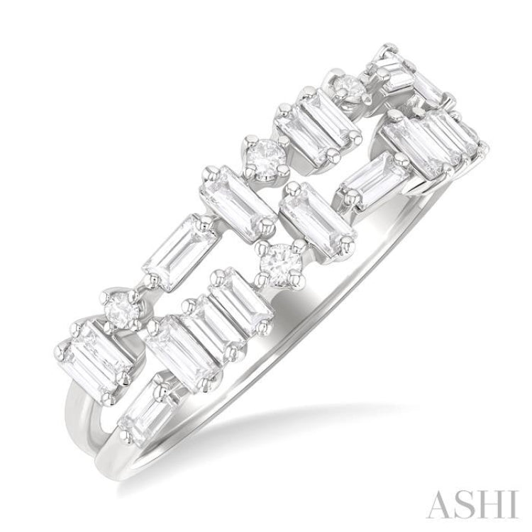 5/8 ctw Split Twin Row Baguette and Round Cut Diamond Fashion Band in 14K White Gold