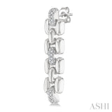 1/10 Ctw Bold Panther Link Round Cut Diamond Fashion Earrings in Sterling Silver