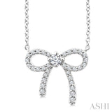 1/5 Ctw Bow Round Cut Diamond Petite Fashion Pendant With Chain in 10K White Gold