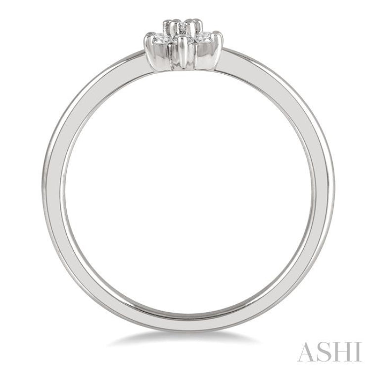 1/8 Ctw Floral Motif Round Cut Diamond Petite Fashion Ring in 10K White Gold