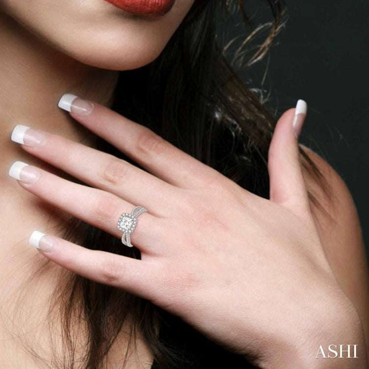 1/2 Ctw Diamond Engagement Ring with 1/4 Ct Princess Cut Center Stone in 14K White Gold