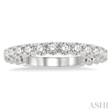 1/2 Ctw Lattice Round Cut Diamond Wedding Band in 14K White Gold
