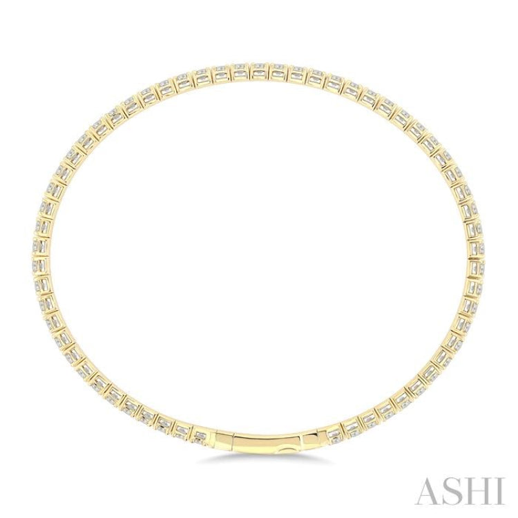 3 Ctw Round Cut Diamond Full way Straight Flex Bangle in 14K Yellow Gold