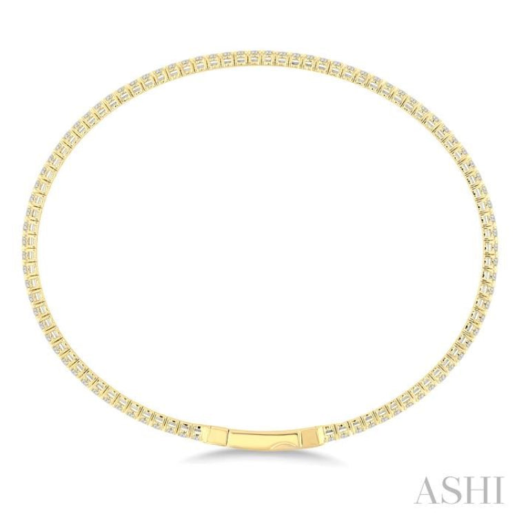 1 Ctw Round Cut Diamond Full way Straight Flex Bangle in 14K Yellow Gold