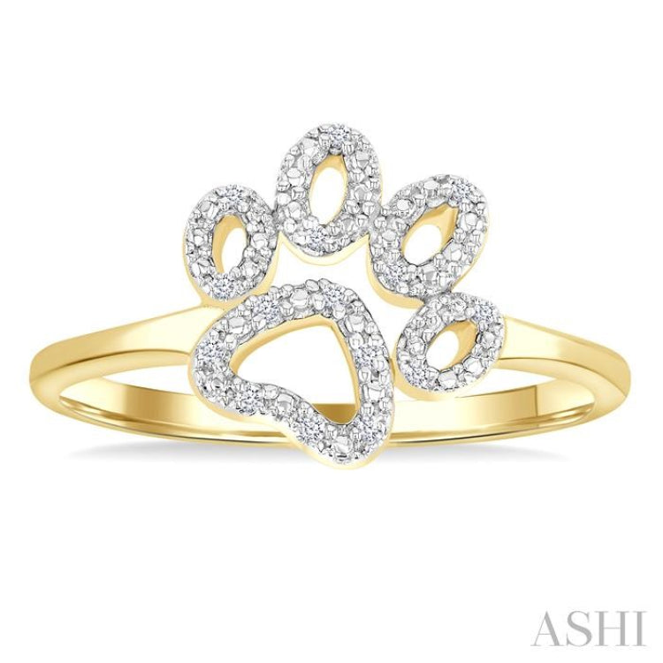 1/20 Ctw Dog Paw Round Cut Diamond Ring in Yellow Gold Vermeil