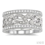 1/2 Ctw Round Cut Diamond Triple Band Set in 14K white Gold