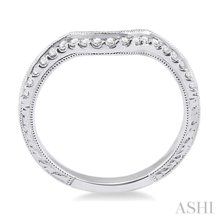 1/5 ctw Round Cut Diamond Wedding Band in 14K White Gold