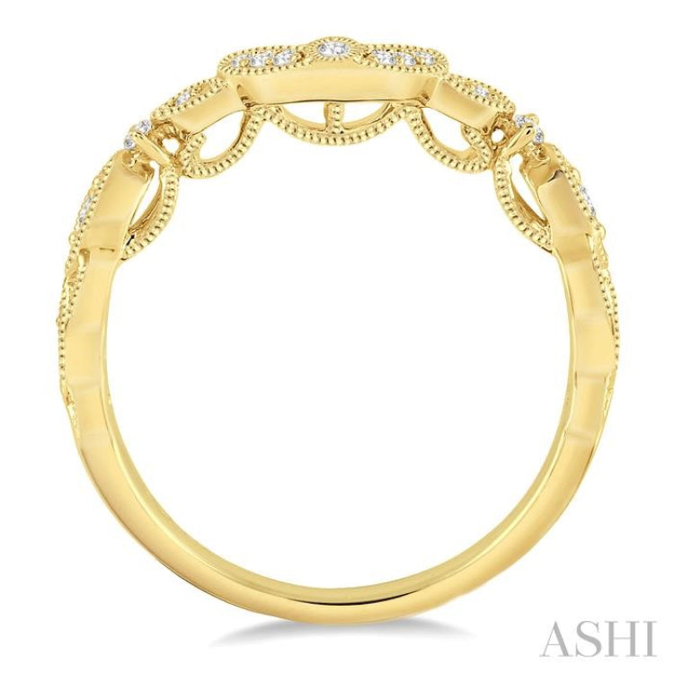 1/6 ctw Round Cut Diamond Wedding Band in 14K Yellow Gold