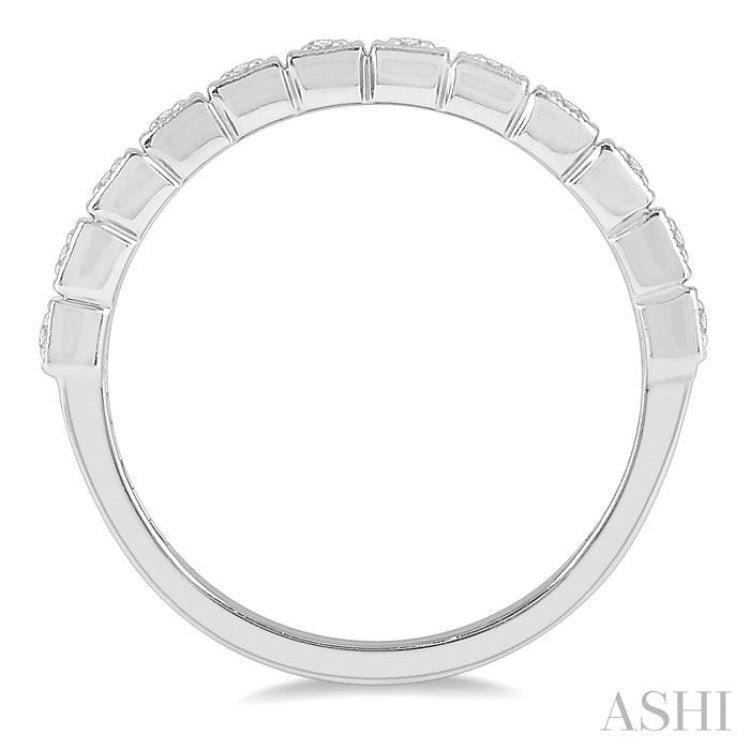 1/10 ctw Square Mount Round Cut Diamond Stackable Band in 14K White Gold