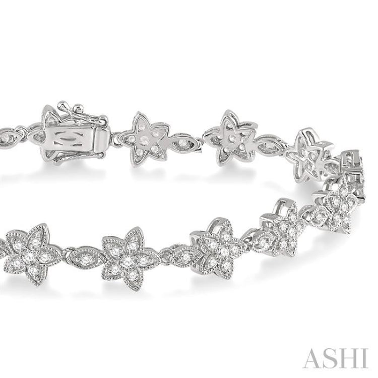 1 1/5 ctw Flower and Marquise Link Diamond Bracelet in 14K White Gold