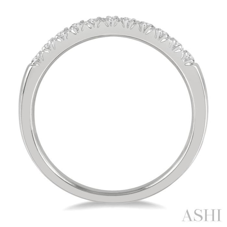 1/4 Ctw 11 Stone Round Cut Diamond Wedding Band in 14K White Gold