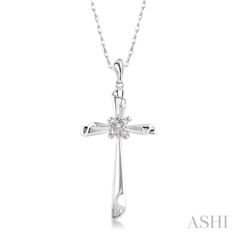 1/20 ctw Round Cut Diamond Pendant in 14K White Gold with Chain