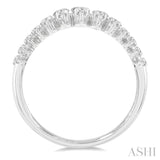 3/4 ctw Graduated Round Cut Diamond Fashion Band in 14K White Gold