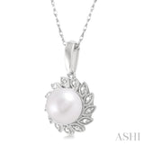 1/10 ctw Sunflower 7x7MM Pearl and Round Cut Diamond Pendant With Chain in 10K White Gold