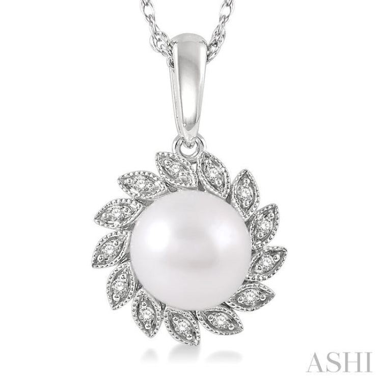 1/10 ctw Sunflower 7x7MM Pearl and Round Cut Diamond Pendant With Chain in 10K White Gold