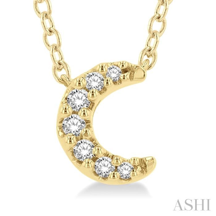 1/20 ctw Crescent Round Cut Diamond Petite Fashion Pendant With Chain in 14K Yellow Gold