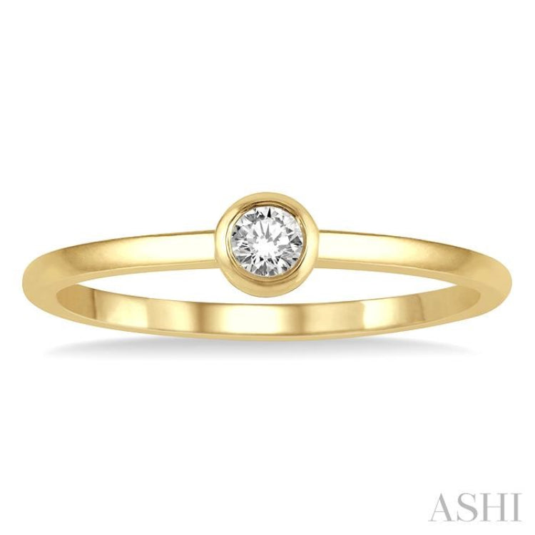 1/10 ctw Bezel Set Round Cut Diamond Petite Fashion Ring in 14K Yellow Gold