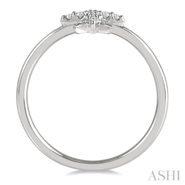 1/10 ctw Star Center Round Cut Diamond Petite Fashion Ring in 10K White Gold