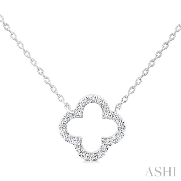 1/8 Ctw Petite Clover Round Cut Diamond Fashion Pendant With Chain in 10K White Gold