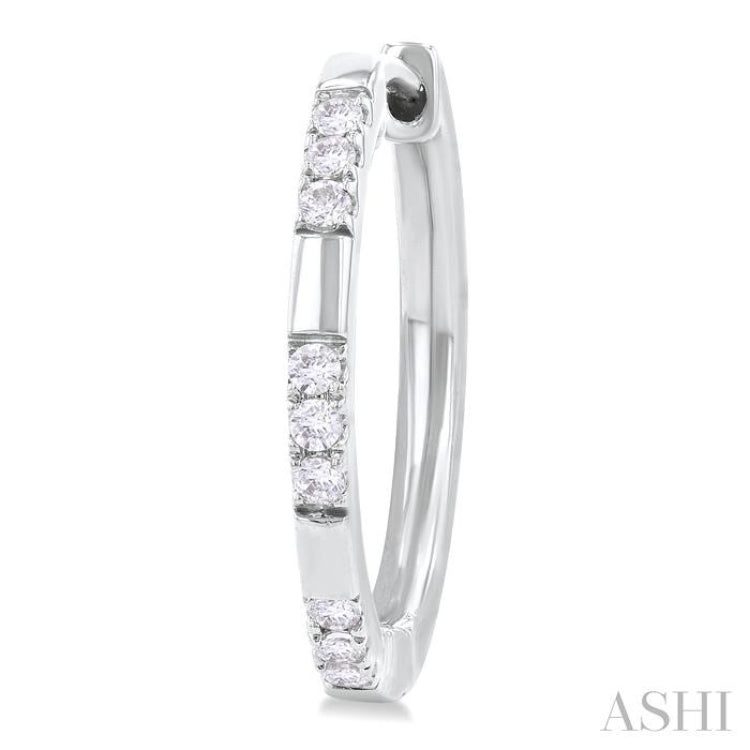 1/4 ctw  Sectioned Round Cut Diamond Fashion Hoop Earring in 14K White Gold