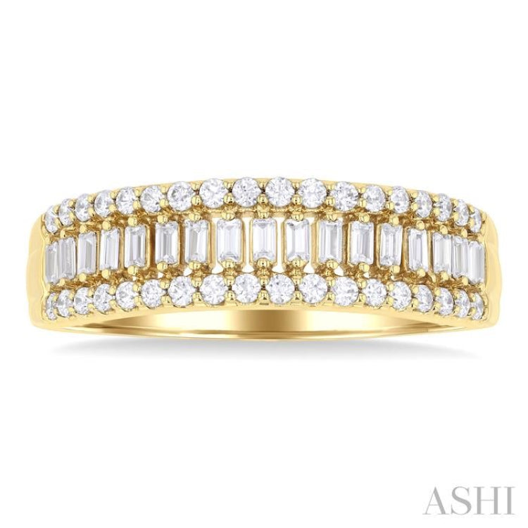 1/2 ctw Channel Set Baguette and Round Cut Diamond Fashion Band in 14K Yellow Gold