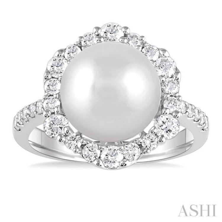 10 MM Cultured Pearl and 3/4 ctw Hexagon Shape Round Cut Diamond Ring in 14K White Gold