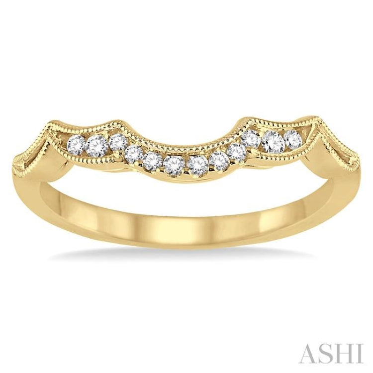 1/10 ctw Round Cut Diamond Wedding Band in 14K Yellow Gold
