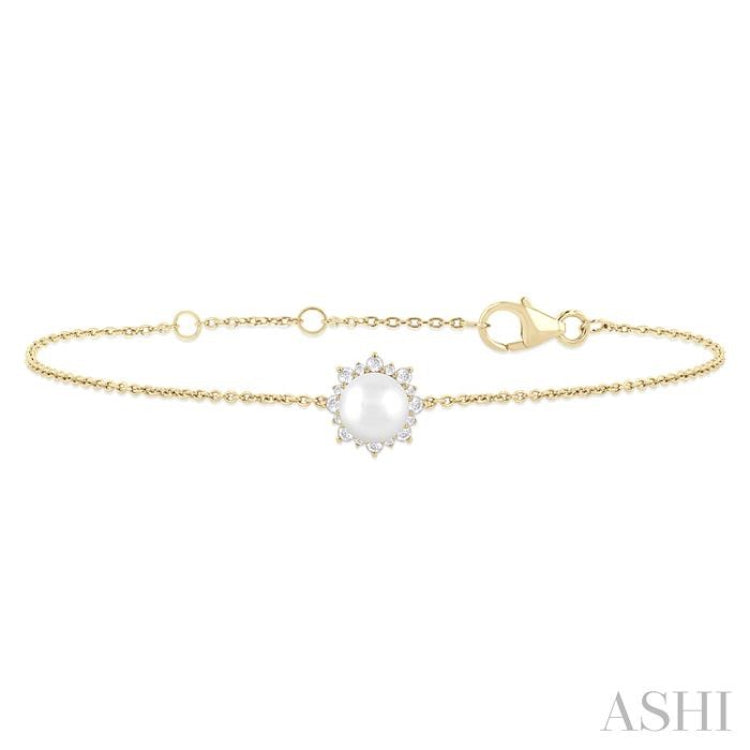 6 MM Round Shape Cultured Pearl and 1/10 ctw Petite Round Cut Diamond Halo Bracelet in 10K Yellow Gold