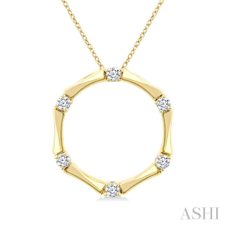 1/4 Ctw Petite Bamboo Shoot Inspired Round Cut Diamond Fashion Pendant With Chain in 14K Yellow Gold