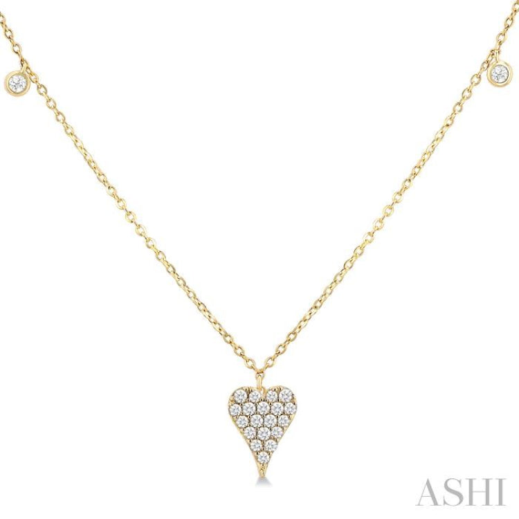 1/5 Ctw Heart Motif Round Cut Diamond Station Necklace in 10K Yellow Gold
