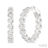 1.00CTRDDM ROUND BEZEL HOOP ER WG 14K G*