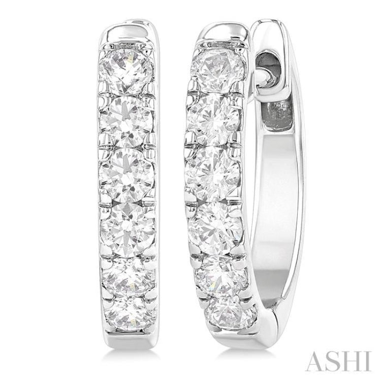 .50CTRDDM ROUND DM HOOP ER WG 14K-G*