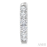 1/2 Ctw Round Cut Diamond Hoop Earrings in 14K White Gold