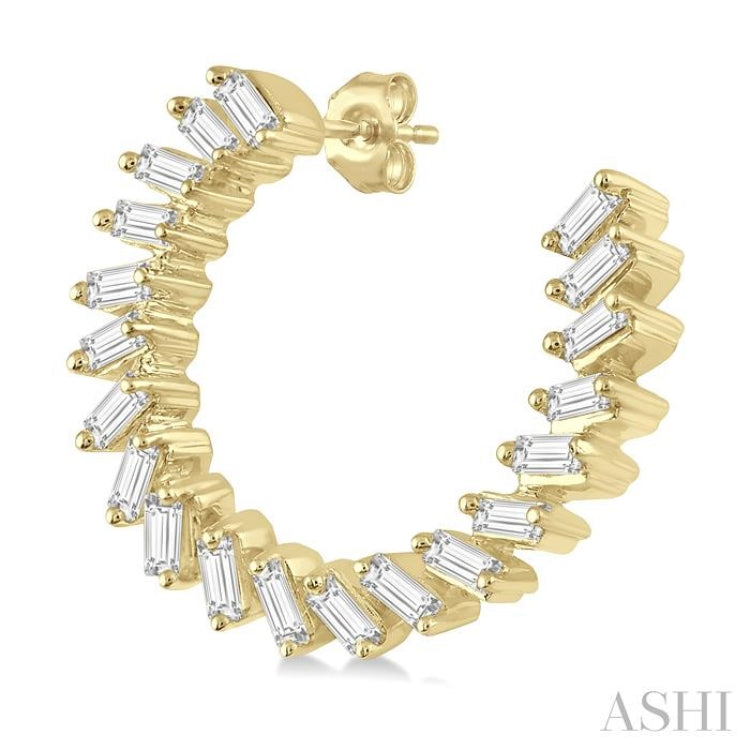 3/4 ctw Graduated Baguette Diamond Hoop Earring in 14K Yellow Gold