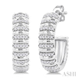 1/4 ctw Ribbed Round Cut Diamond Half Hoop Earring in 14K White Gold