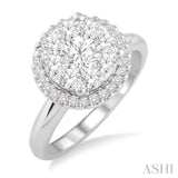 Lovebright Essential Diamond Engagement Ring