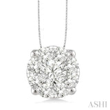 Lovebright Essential Solitaire Diamond Pendant