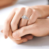 Flower Shape Semi-Mount Diamond Engagement Ring