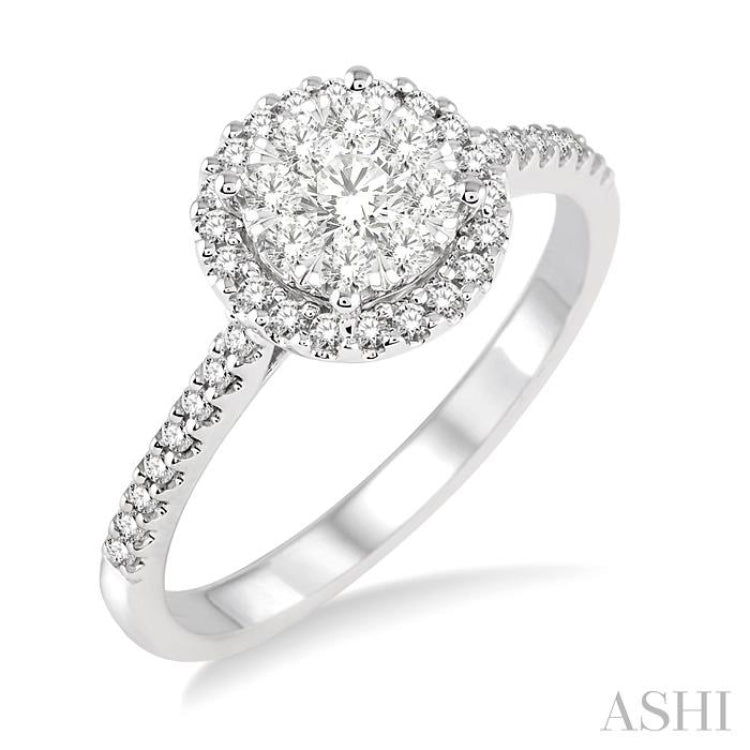 Lovebright Essential Diamond Engagement Ring