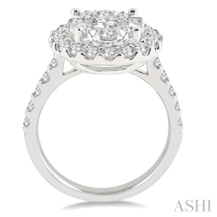 Lovebright Essential Diamond Engagement Ring