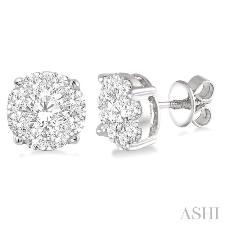 Lovebright Essential Diamond Stud Earrings