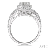 Lovebright Diamond Engagement Ring