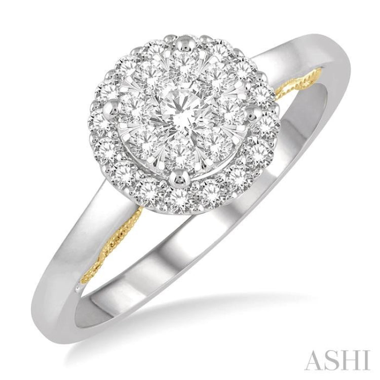 Lovebright Essential Diamond Engagement Ring