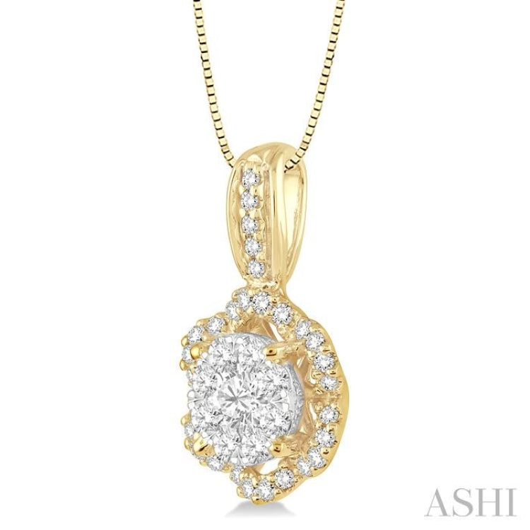 Flower Shape Lovebright Diamond Pendant