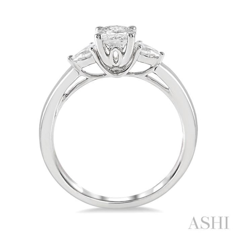 Oval Shape Semi-Mount Diamond Engagement Ring