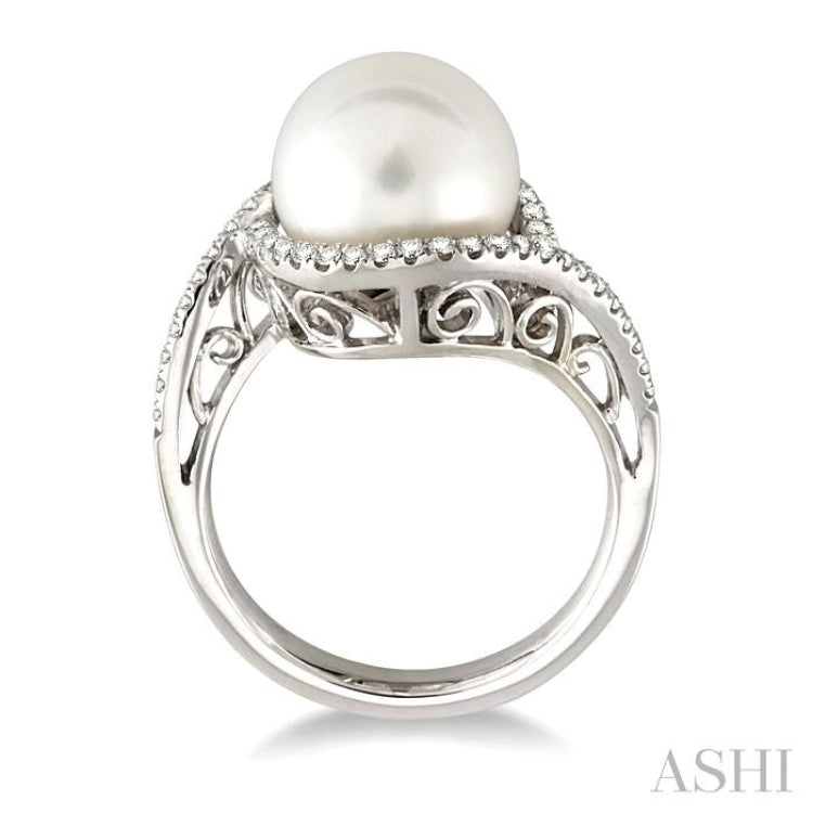 Pearl & Diamond Ring