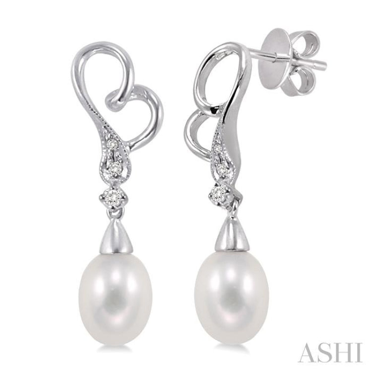 Heart Shape Pearl & Diamond Fashion Earrings